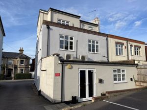 Rear- click for photo gallery